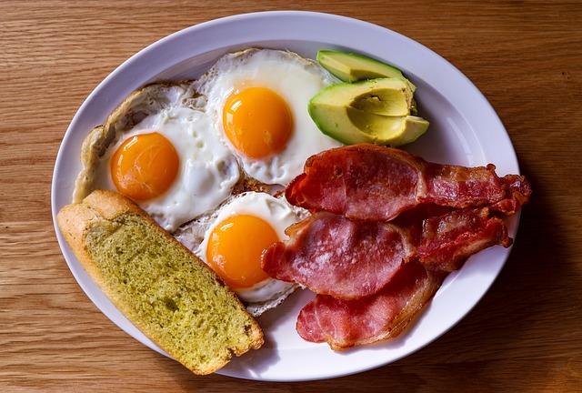 Brunch på den lchf måde: Æg, bacon og meget mere